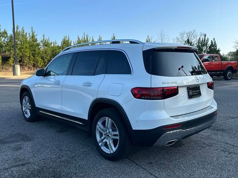 Certified 2022 Mercedes-Benz GLB 250 4MATIC image 9