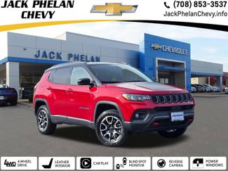 Used 2025 Jeep Compass Trailhawk video 1