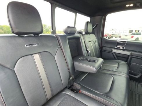 Used 2022 Ford F250 Platinum image 17