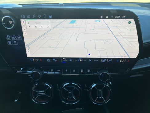 Used 2025 Chevrolet Blazer EV RS image 31