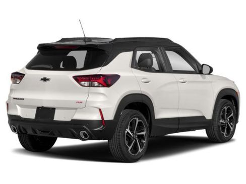 Used 2022 Chevrolet TrailBlazer RS FWD image 5