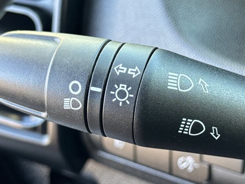 Used 2023 RAM ProMaster 2500 image 16