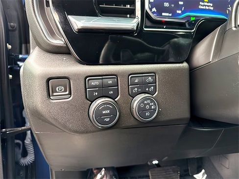 Used 2023 Chevrolet Silverado 1500 LTZ w/ LTZ Convenience Package II image 19