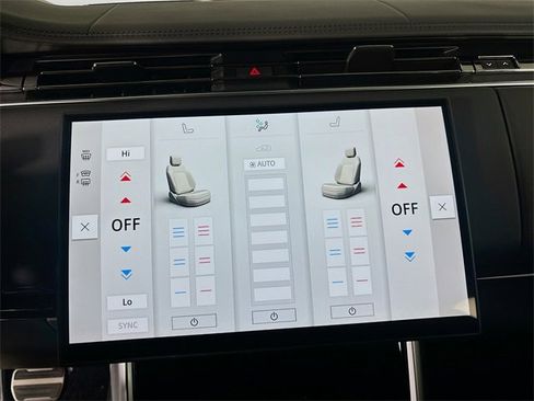 New 2025 Land Rover Range Rover SE image 18