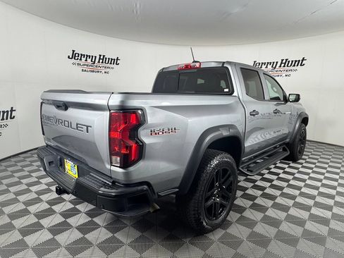 Used 2024 Chevrolet Colorado Trail Boss w/ Advanced Trailering Package AWD/4WD image 6