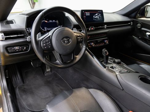 Used 2021 Toyota Supra Premium w/ Driver Assist Package image 5