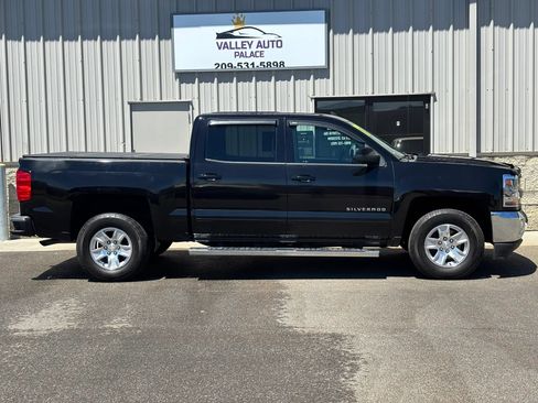 Used 2017 Chevrolet Silverado 1500 LT w/ LT Eassist Package RWD image 2
