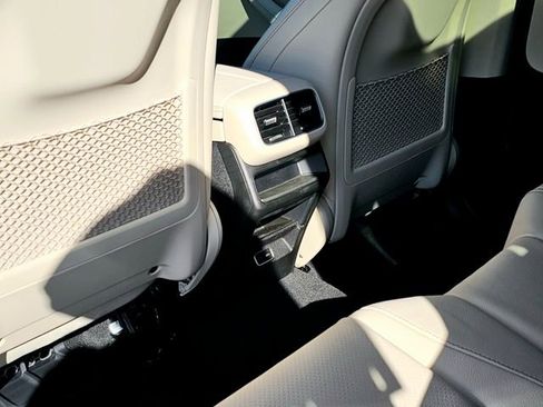 New 2026 Mercedes-Benz GLE 350 4MATIC image 24