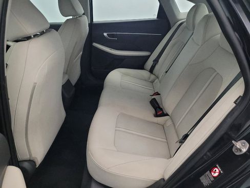 Used 2023 Hyundai Sonata SE FWD image 18