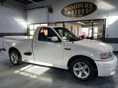 Used 2003 Ford F150 Lightning image 8