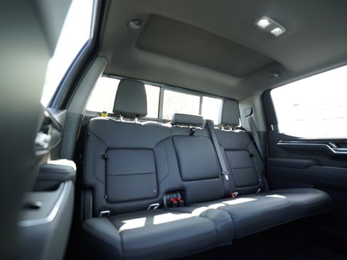 New 2026 Chevrolet Silverado 1500 LTZ w/ LTZ Premium Package AWD/4WD image 14