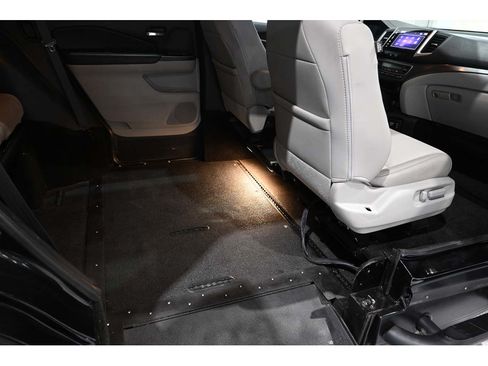 Used 2017 Honda Pilot EX-L image 19