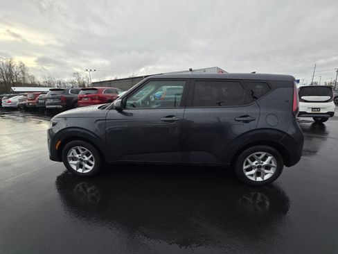 Used 2024 Kia Soul LX w/ Option Group 015 image 6