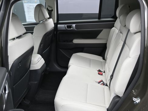 Used 2024 Hyundai Santa Fe SEL image 31