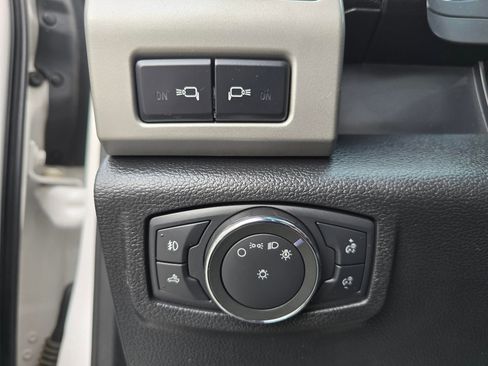 Used 2019 Ford F350 Lariat image 26