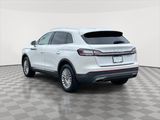 Certified 2020 Lincoln Nautilus Premier image 5