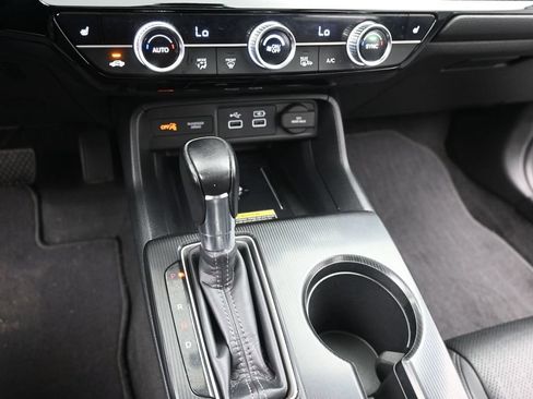 Used 2023 Honda Civic Touring image 27