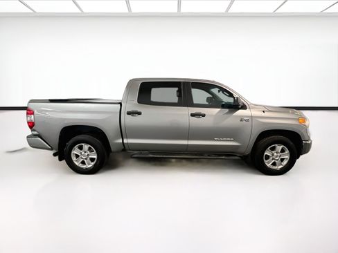 Used 2016 Toyota Tundra SR5 w/ SR5 Upgrade Package RWD image 21