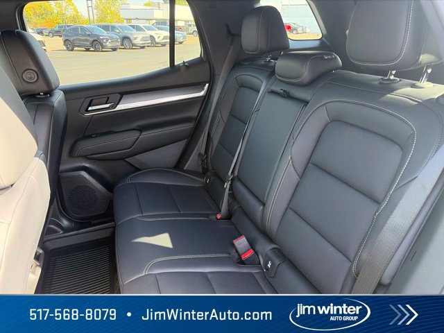 New 2027 GMC Terrain Elevation w/ Elevation Premium Package AWD/4WD image 12