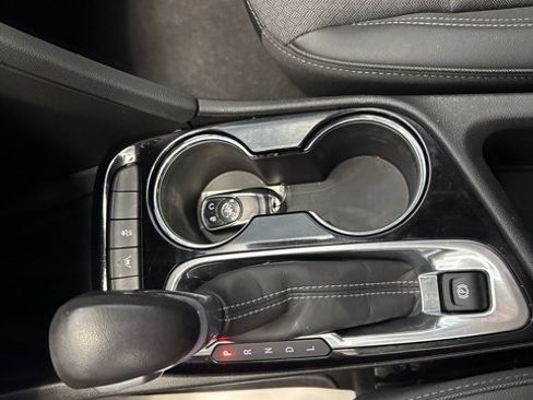 Certified 2023 Buick Encore GX Preferred w/ Cold Weather Comfort Package image 22