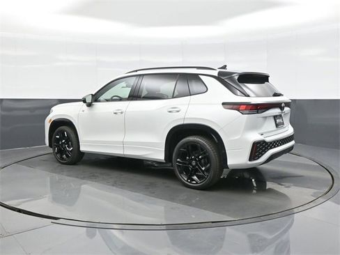 New 2026 Volkswagen Tiguan SE R-Line image 5