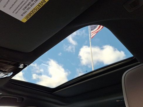 Certified 2025 BMW 530i xDrive w/ Premium Package image 14