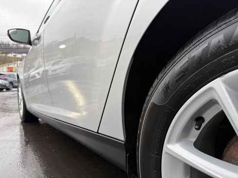 Used 2016 Ford Focus SE image 12