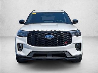 Certified 2025 Ford Explorer ST RWD video 3