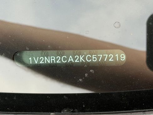 Used 2019 Volkswagen Atlas SEL Premium image 10