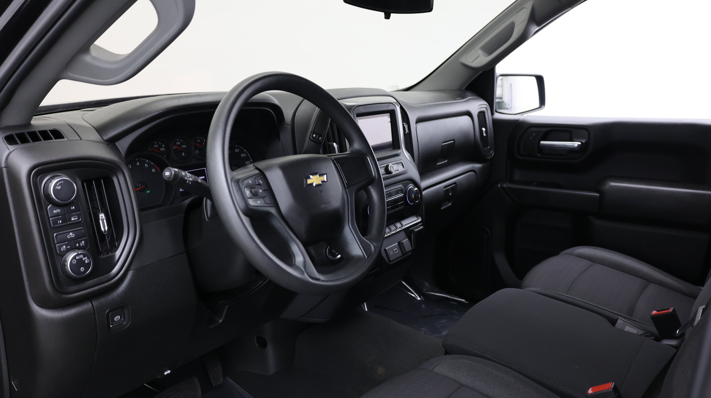 Used 2023 Chevrolet Silverado 1500 Custom AWD/4WD image 16