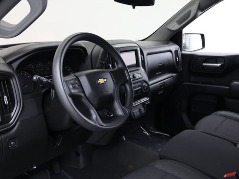 Used 2023 Chevrolet Silverado 1500 Custom AWD/4WD image 16