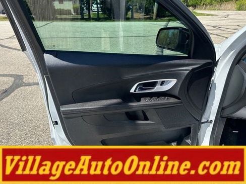 Used 2017 Chevrolet Equinox LT w/ Sport Edition AWD/4WD image 10