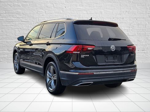 Used 2021 Volkswagen Tiguan SEL image 4