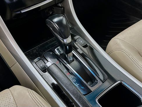 Used 2016 Honda Accord EX-L image 24