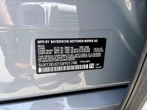 Used 2025 BMW X5 sDrive40i w/ Executive Package RWD image 33