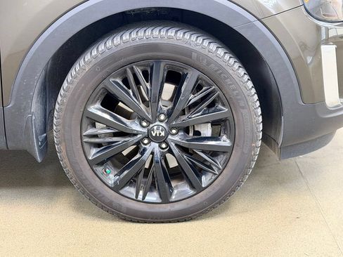 Used 2020 Kia Telluride SX w/ SX Prestige Package AWD/4WD image 4