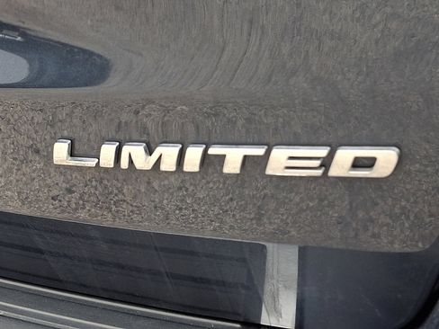 Used 2021 Jeep Grand Cherokee Limited w/ Luxury Group II AWD/4WD image 12