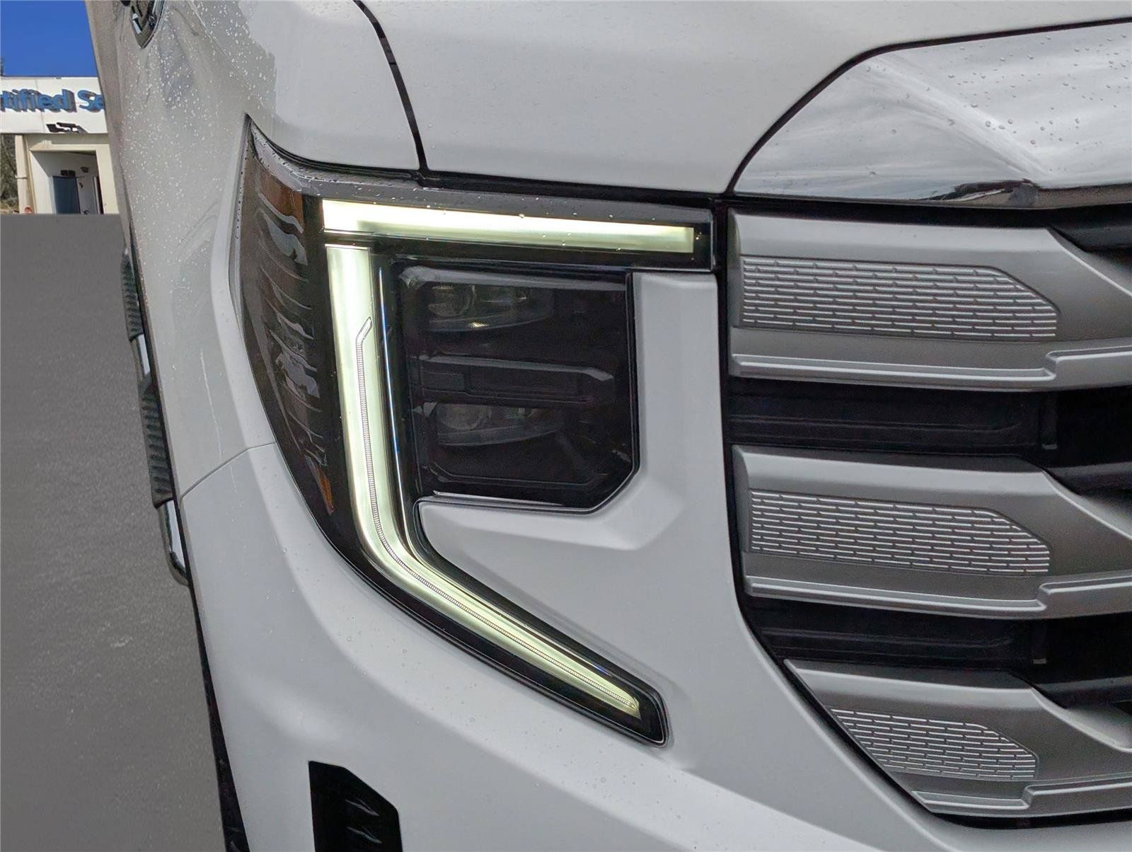 Used 2026 GMC Sierra 1500 SLE w/ X31 Off-Road Package AWD/4WD image 4
