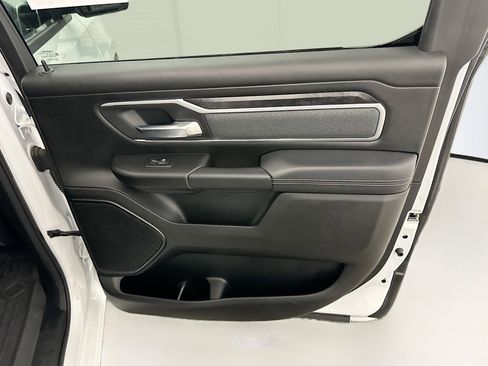 Used 2023 RAM 1500 Big Horn AWD/4WD image 30