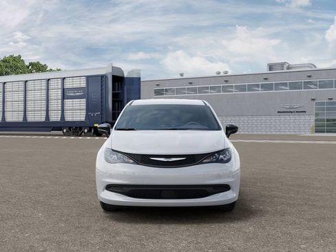 New 2025 Chrysler Voyager LX FWD image 6