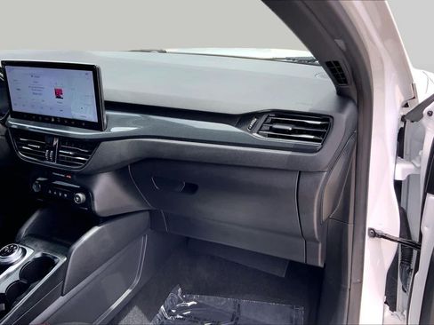 Used 2023 Ford Escape ST-Line w/ Tech Pack #1 FWD image 17