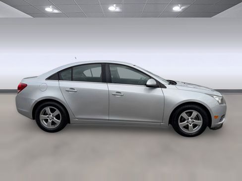 Used 2014 Chevrolet Cruze LT image 8