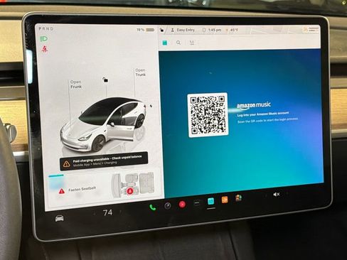 Used 2023 Tesla Model 3 Standard Range image 28