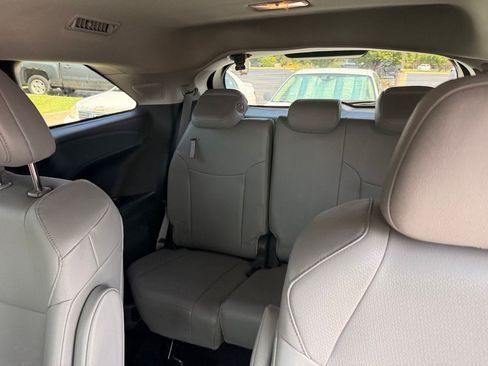 Certified 2025 Toyota Sienna XLE w/ XLE Plus Package AWD/4WD image 9
