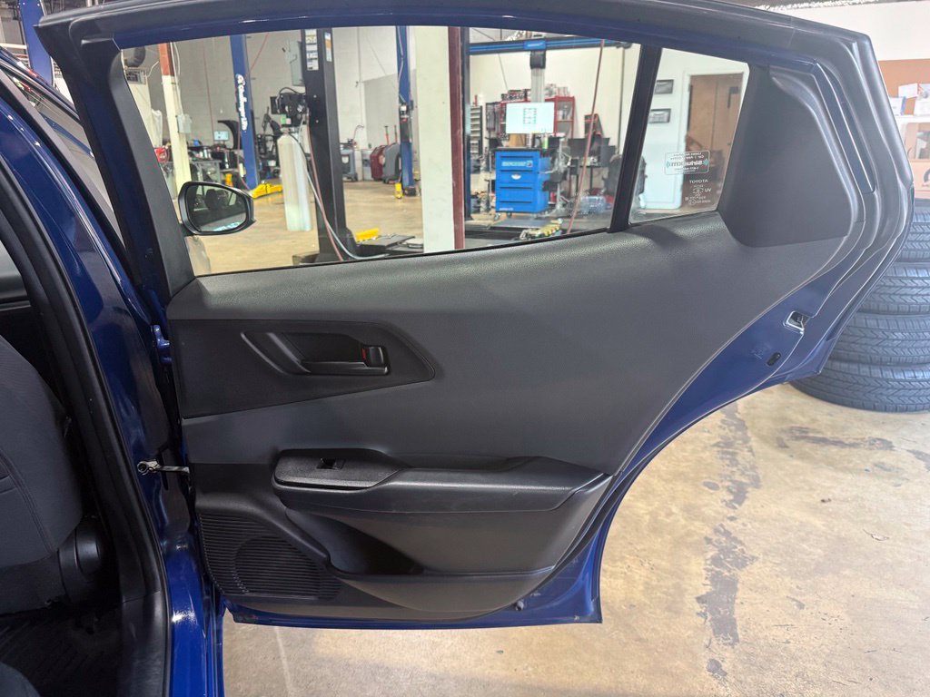 Used 2023 Toyota Prius LE FWD image 33