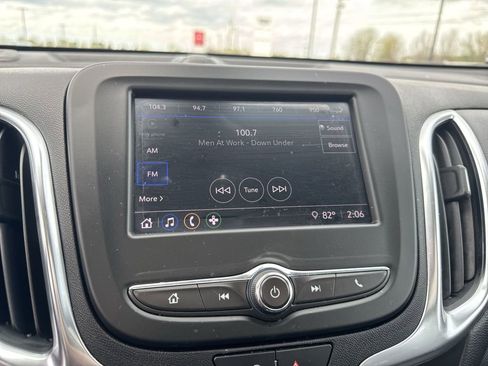 Used 2024 Chevrolet Equinox LT image 16