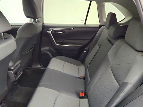 Used 2020 Toyota RAV4 XLE AWD/4WD image 21