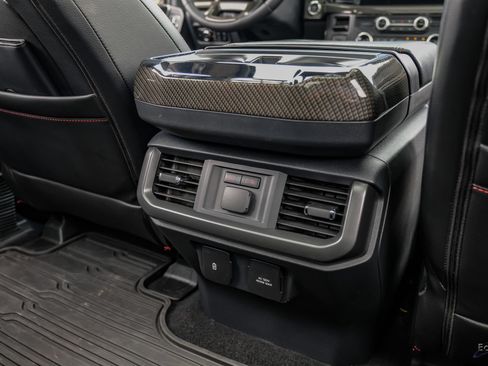 Used 2025 Ford F150 Lariat w/ Equipment Group 502A High AWD/4WD image 89