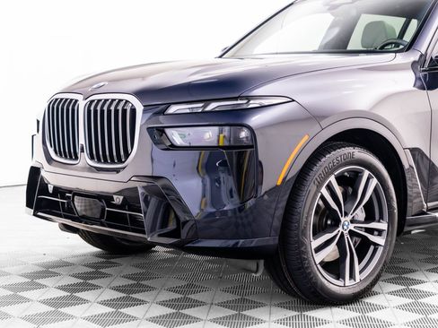Certified 2026 BMW X7 xDrive40i w/ M Sport Package AWD/4WD image 40