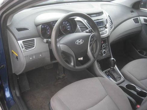 Used 2016 Hyundai Elantra SE FWD image 13